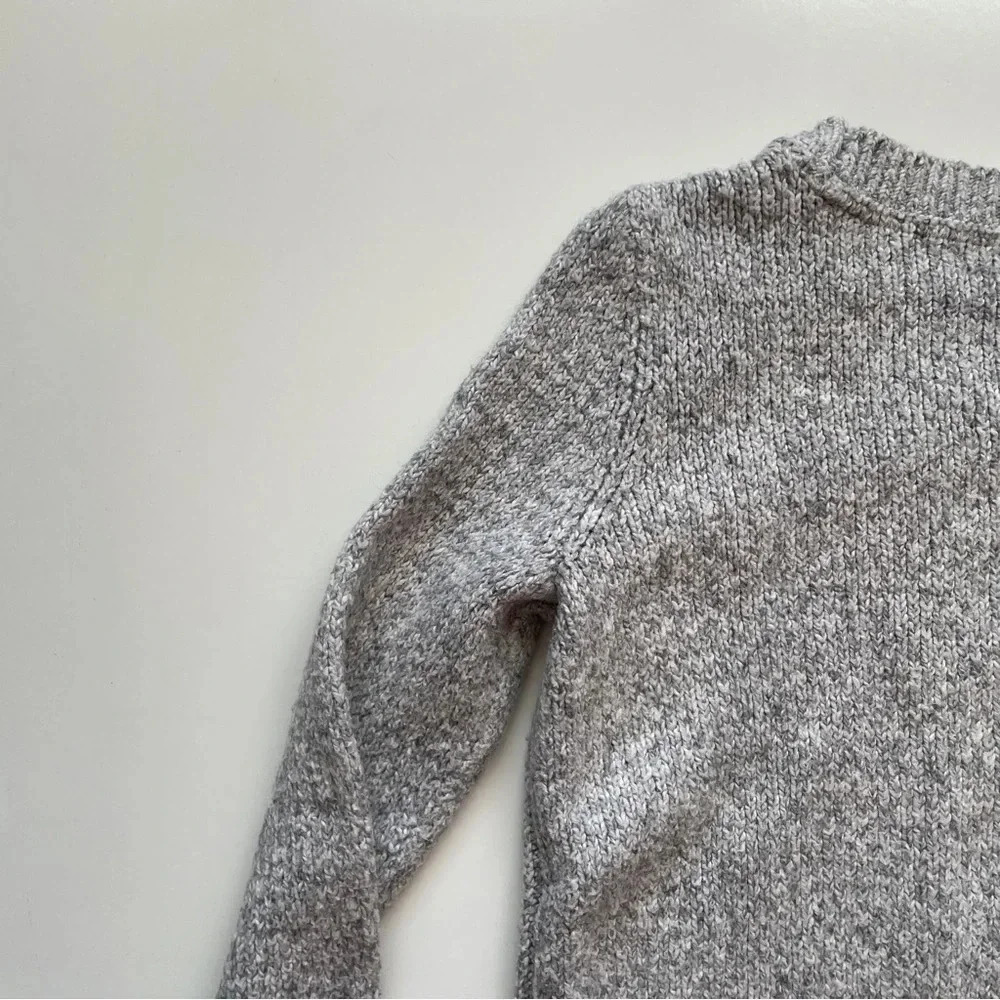 Tommy Hilfiger Adaptive Women's Cable-Knit Sweater with Wide Neck Size XS - Picture 9 of 12